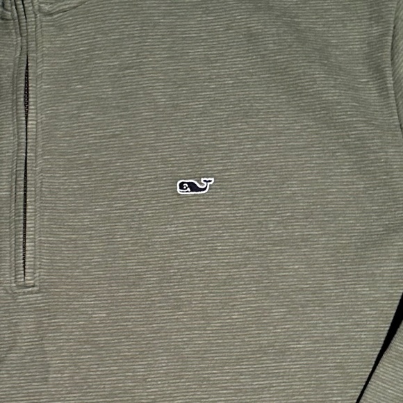 Vineyard Vines Saltwater Quarter-Zip (NWOT) - Picture 2 of 3